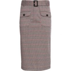 Spódnica z paskiem bonprix beżowo-czerwony w kratę. Spódnice bonprix. Za 99.99 zł.