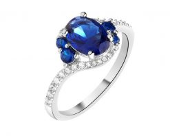 Pierścionek srebrny z cyrkoniami. Szare pierścionki Apart, z cyrkonią, srebrne. Za 179.00 zł.