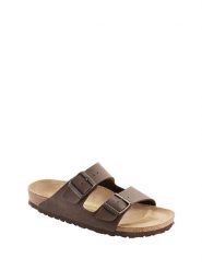 Birkenstock Klapki "Arizona" w kolorze jasnobrązowym rozmiar: 44. Brązowe klapki Birkenstock, bez wzorów, z otwartym noskiem, bez obcasa. Za 351.38 zł.