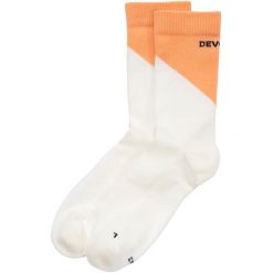 Skarpety merino Devold Endurance Merino Sock. Białe skarpety Devold, bez wzorów, z elastanu. Za 126.49 zł.