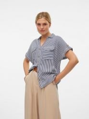 Vero Moda Bluzka w kolorze granatowym rozmiar: XS. Niebieskie bluzki Vero Moda, s, bez wzorów, z wiskozy, klasyczne, bez kołnierzyka, bez ramiączek. Za 70.74 zł.