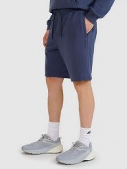 4F Szorty dresowe w kolorze granatowym rozmiar: L. Niebieskie szorty 4f, bez wzorów, z dresówki. Za 78.47 zł.
