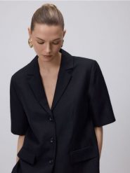 Marynarka z lnem - czarny. Czarne marynarki i żakiety Reserved, l, bez wzorów, z wiskozy. Za 179.99 zł.