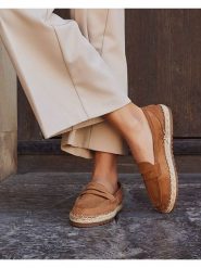 Bellucci Espadryle w kolorze jasnobrązowym rozmiar: 39. Brązowe espadryle Bellucci, bez wzorów, bez obcasa, bez zapięcia. Za 132.05 zł.
