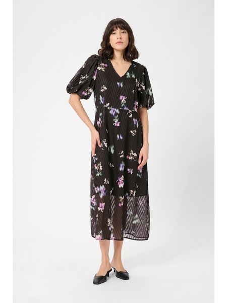 Kaffe Sukienka w kolorze czarnym rozmiar: 42. Czarne sukienki Kaffe, bez wzorów, bez kołnierzyka, bez ramiączek, midi. Za 261.67 zł.