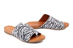 PIAZZA 900000-00 multi, klapki damskie. Białe klapki Piazza, bez wzorów, ze skóry, bez obcasa, na obcasie. Za 269.90 zł.