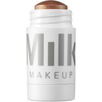 Milk Makeup - Highlighter - Kremowy Rozświetlacz W Sztyfcie - Mini Stick Spark Highlighter Stick - Dla Kobiet. Rozświetlacze MILK MAKEUP. Za 129.00 zł.