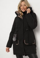 Czarna Kurtka Parka z Kapturem i Ozdobną Zawieszką Ściągana w Pasie Zerilie. Czarne kurtki Born2be, l, bez wzorów, z jeansu, z kapturem. Za 319.99 zł.