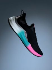 4F Buty treningowe STEP CONTROL 1.0 damskie - czarne 40. Czarne obuwie sportowe 4f, bez zapięcia, na fitness i siłownię. Za 229.99 zł.