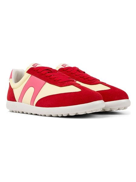 Camper Sneakersy "Pelotas" w kolorze czerwonym rozmiar: 38. Czerwone trampki Camper, bez wzorów, bez zapięcia. Za 274.95 zł.
