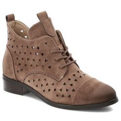 Botki damskie Vinceza, cholewka z materiału z ażurową perforacją sznurowane i zapinane z boku na suwak, beżowe, 58620. Brązowe botki VINCEZA, w ażurowe wzory, bez obcasa, bez zapięcia. Za 169.00 zł.