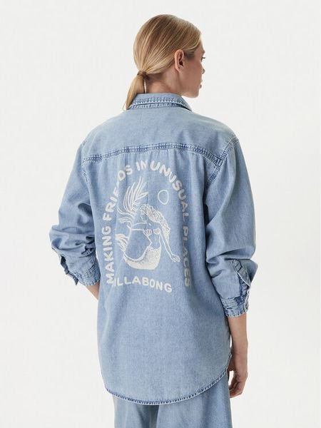 Billabong Koszula jeansowa Down The Coast EBJWT00122 Niebieski Oversize. Niebieskie koszule Billabong, xs, bez wzorów, z bawełny, bez kołnierzyka, bez ramiączek. Za 299.99 zł.