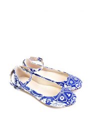 Goby Baleriny w kolorze biało-niebieskim ze wzorem rozmiar: 37. Białe baleriny Goby, bez wzorów, z materiału, bez obcasa. Za 165.99 zł.