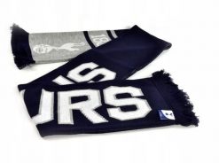 Szalik Tottenham Hotspur SPURS. Niebieskie szaliki TOTTENHAM HOTSPUR, bez wzorów. Za 114.90 zł.