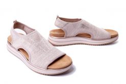 RIEKER REMONTE D1J52-31 pink, sandały damskie. Czerwone sandały Rieker Remonte, bez wzorów, bez obcasa, na koturnie, bez zapięcia. Za 329.90 zł.