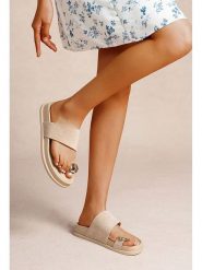 Foreverfolie Japonki w kolorze khaki rozmiar: 38. Brązowe klapki Foreverfolie, bez wzorów, bez obcasa. Za 86.99 zł.