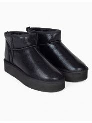 ISLAND BOOT Botki "Miley" w kolorze czarnym rozmiar: 38. Czarne botki Island Boot, bez wzorów, bez obcasa, bez zapięcia. Za 145.26 zł.