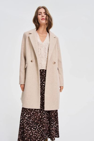 Płaszcz beżowy. Brązowe płaszcze MOODO, l, bez wzorów, z poliesteru, bez kaptura. Za 289.99 zł.