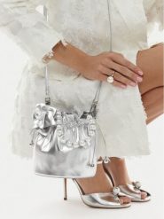 GINO ROSSI Torebka EO-ROSE-LA224-19454 Srebrny. Szare torebki klasyczne Gino Rossi, bez wzorów, ze skóry, bez dodatków. Za 299.99 zł.