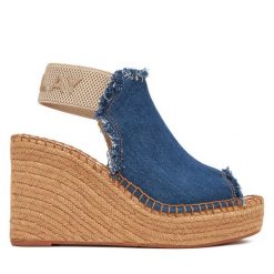 Sandały REPLAY. Niebieskie sandały Replay, bez wzorów, z denimu, bez obcasa, na koturnie, bez zapięcia. Za 449.99 zł.