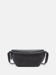 Liebeskind Berlin Skórzana saszetka "Tavia" w kolorze czarnym - 32 x 14 x 7 cm rozmiar: onesize. Czarne torby na ramię Liebeskind Berlin, bez wzorów, z materiału, sportowe, przez ramię, bez dodatków. Za 463.38 zł.