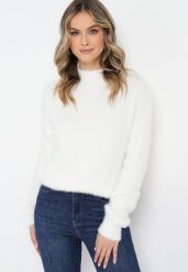 Biały Sweter z Półgolfem i Dłuższym Włosiem Evassem. Białe swetry Born2be, bez wzorów, z dzianiny, bez ramiączek. Za 49.99 zł.