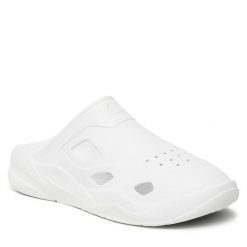 Klapki Champion. Białe klapki Champion, bez wzorów, bez obcasa. Za 149.99 zł.