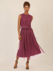 APART Spódnica tiulowa w kolorze bordowym rozmiar: 34. Czerwone spódnice Apart, bez wzorów, z tiulu, maxi. Za 252.99 zł.