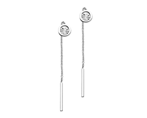 Kolczyki z białego złota z brylantami - 0,02 ct - próba 750. Białe kolczyki Apart, z brylantem, złote. Za 1,390.00 zł.