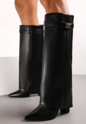 Czarne Kozaki na Słupku z Wywiniętą Cholewką i Noskiem w Szpic Selvaggia. Czarne kozaki Renee, na zimę, z materiału, ze szpiczastym noskiem, bez obcasa, na obcasie, bez zapięcia. Za 199.99 zł.