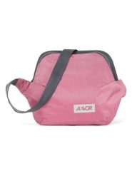 AEVOR Saszetka "Plus" w kolorze różowym - 22 x 15 x 5 cm rozmiar: onesize. Różowe torby na ramię AEVOR, bez wzorów, z materiału, sportowe, przez ramię, bez dodatków. Za 43.99 zł.