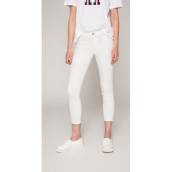 Lee - Jeansy Jodee. Białe jeansy Lee, l, bez wzorów. W wyprzedaży za 179.90 zł.