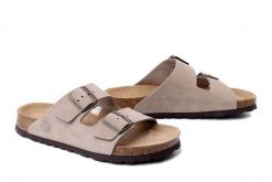 DR. BRINKMANN 600175-08 taupe, klapki damskie. Brązowe klapki Dr. Brinkmann, bez wzorów, ze skóry, bez obcasa. Za 246.42 zł.