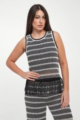 Top damski haftowany SPORTALM. Topy Sportalm, bez wzorów, bez kołnierzyka, bez ramiączek. Za 839.00 zł.