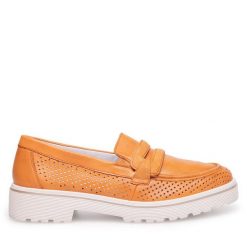 Lordsy Remonte. Brązowe lordsy Remonte, bez wzorów, bez obcasa, bez zapięcia. Za 379.99 zł.