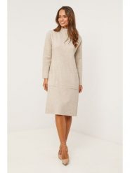 Soft Cashmere Sukienka dzianinowa w kolorze szarobrązowym rozmiar: 38/40. Brązowe sukienki Soft Cashmere, bez wzorów, z dzianiny, klasyczne, bez kołnierzyka, bez ramiączek, midi. Za 174.43 zł.
