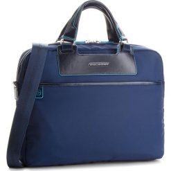 Torba na laptopa PIQUADRO - CA1903CE Blu. Niebieskie torby na laptopa Piquadro, bez wzorów, z materiału. W wyprzedaży za 529.00 zł.