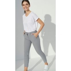 Eleganckie spodnie w kratę. Szorty Greenpoint, bez wzorów, z poliesteru, eleganckie. Za 79.99 zł.