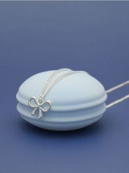 Naszyjnik - srebrny. Szare naszyjniki Sinsay, srebrne. Za 5.99 zł.