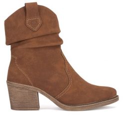 Kowbojki Rieker. Brązowe botki Rieker, bez wzorów, bez obcasa, na słupku, bez zapięcia. Za 295.00 zł.
