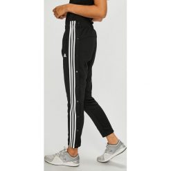 Adidas Performance - Spodnie. Czarne spodnie dresowe adidas Performance, m, bez wzorów, z bawełny. W wyprzedaży za 199.90 zł.