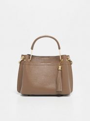 Christian Laurier Skórzana torebka "Lamy" w kolorze szarobrązowym - 27 x 18 x 11 cm rozmiar: onesize. Brązowe torby na ramię Christian Laurier, z aplikacjami, z materiału, przez ramię, bez dodatków. Za 355.95 zł.