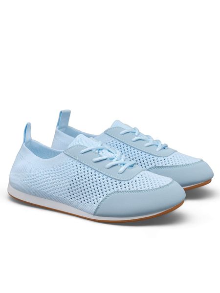 C'M Sneakersy w kolorze błękitnym rozmiar: 38. Niebieskie trampki C'M, bez wzorów, z materiału, bez zapięcia. Za 114.95 zł.