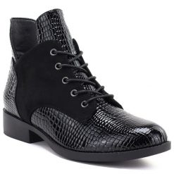 Botki damskie lakierowane kroko czarne Vinceza HX27-16524. Czarne botki VINCEZA, bez wzorów, z lakierowanej skóry, bez obcasa, bez zapięcia. Za 149.99 zł.