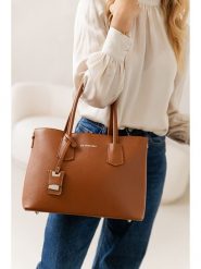 Lia Biassoni Skórzana torebka w kolorze jasnobrązowym - 38 x 24 x 15 cm rozmiar: onesize. Brązowe torby na ramię Lia Biassoni, bez wzorów, z materiału, przez ramię, bez dodatków. Za 304.99 zł.