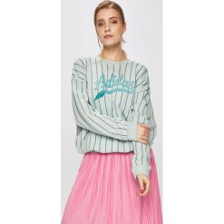Adidas Originals - Bluza. Bluzy Adidas Originals, bez wzorów, z bawełny, bez kaptura. W wyprzedaży za 219.90 zł.