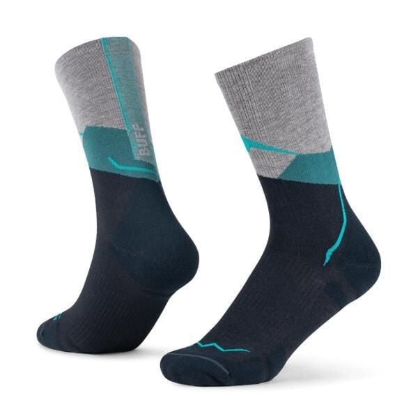 Skarpety do biegania Merino Lightweight Crew. Niebieskie skarpety Buff, bez wzorów, z dzianiny. Za 109.99 zł.