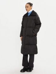 Calvin Klein Płaszcz zimowy K20K207721 Czarny Regular Fit. Czarne płaszcze Calvin Klein, na zimę, l, bez wzorów, z syntetyku, bez kaptura. Za 1,189.00 zł.