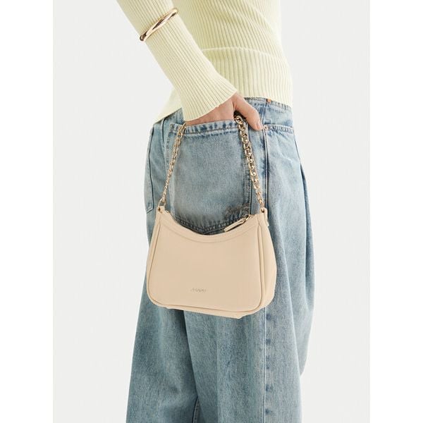 Torebka JENNY. Brązowe torebki klasyczne Jenny, bez wzorów, bez dodatków. Za 129.99 zł.