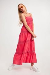 Sukienka letnia TWINSET. Sukienki Twinset Milano, na lato, bez wzorów, bez kołnierzyka, bez ramiączek. W wyprzedaży za 836.87 zł.